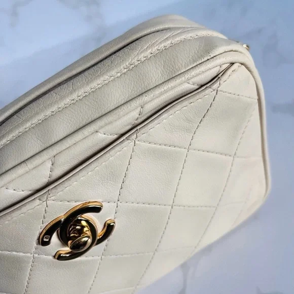 Chanel Cream Quilted Leather Crossbody Bag - Picture 8 of 12
